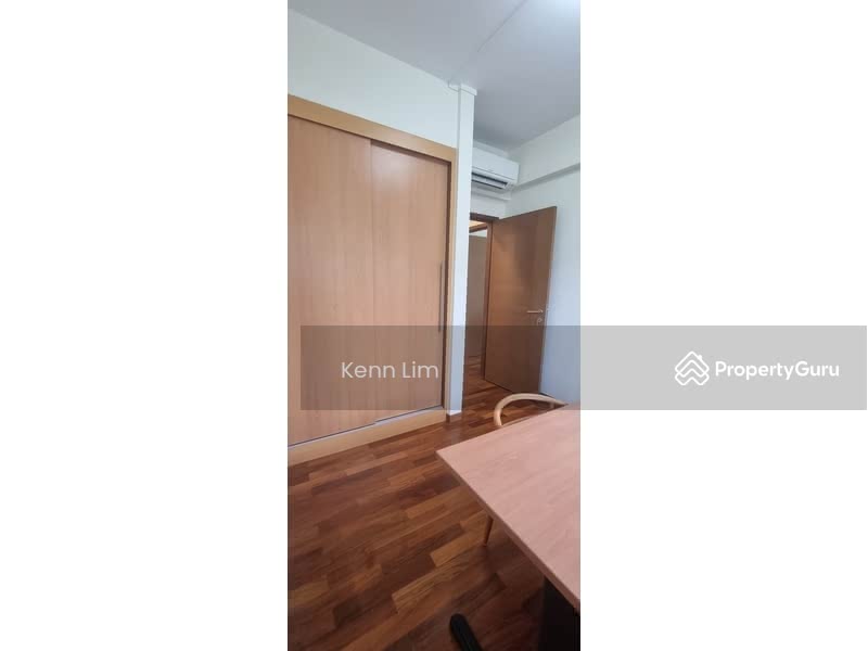 For Rent - Sophia 98