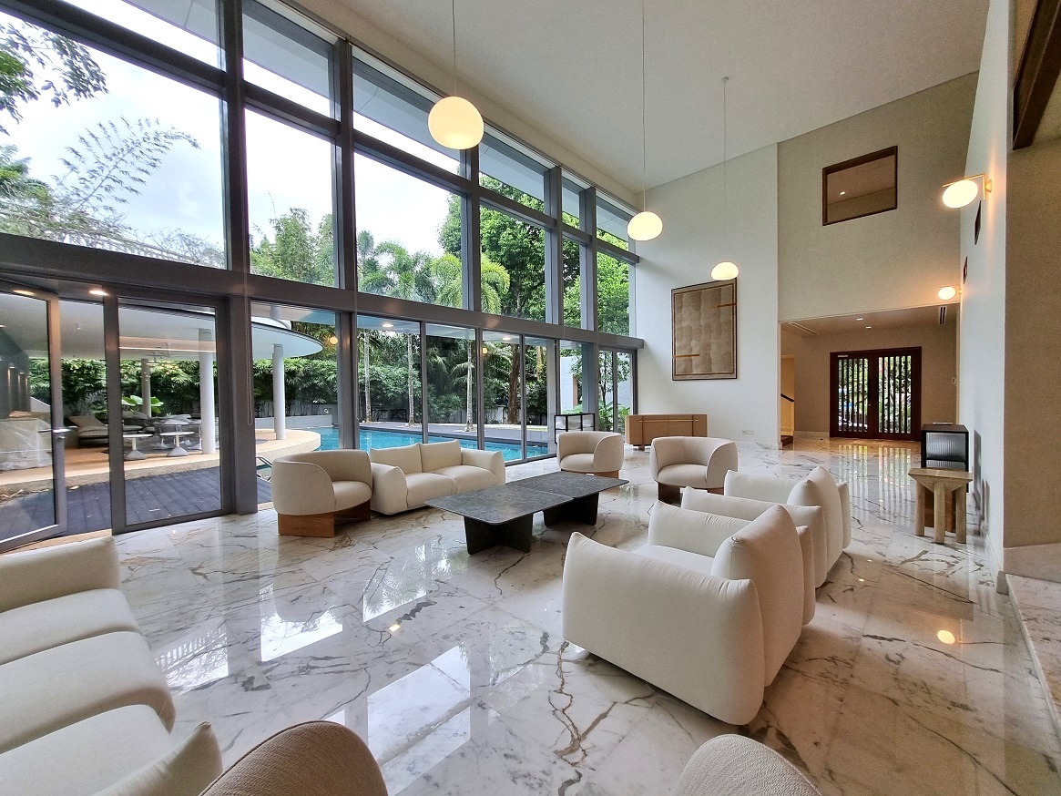 Cluny Park Road, GCB for Rent (Living Room)