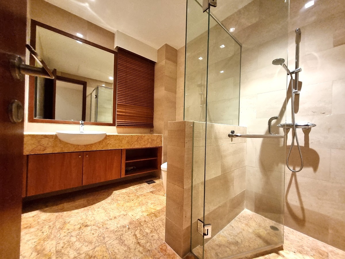 Cluny Park Road, GCB for Rent (Guest Ensuite Bath)