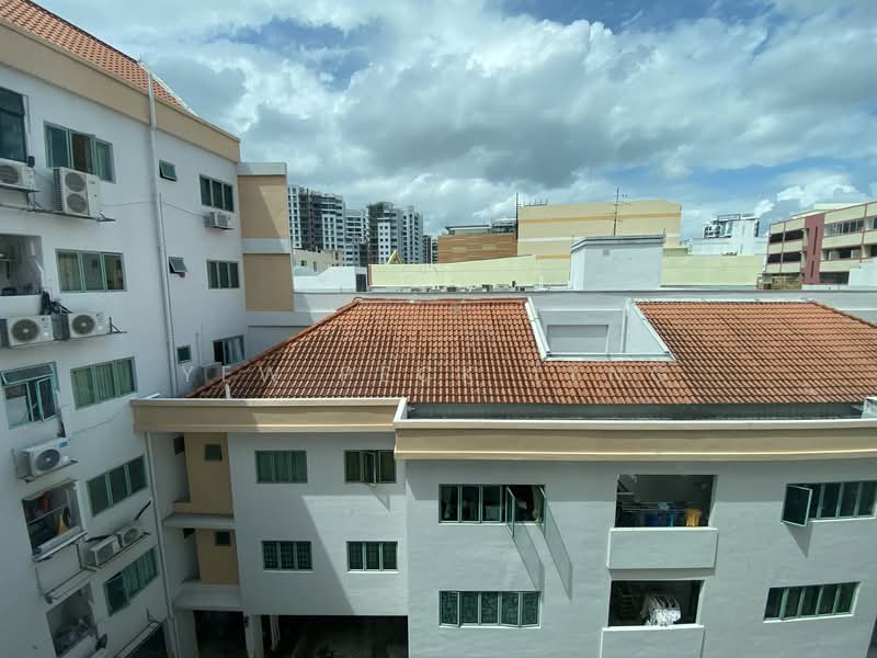 Balmy Court, 6 Lorong 27A Geylang, 4 Bedrooms, 1,066 sqft, Apartment For Rent, by Yew Peck Leng, 24350969 - PropertyGuru.com.sg