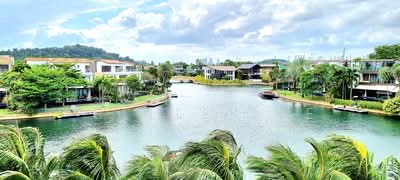 For Rent - The Berth by the Cove