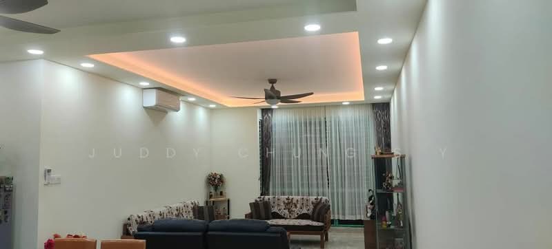 Hazel Park Condo, 25 Hazel Park Condo, 3 Bedrooms, 1,324 sqft, Condominium For Rent, by Juddy Chung S Y, 24353481 - PropertyGuru.com.sg