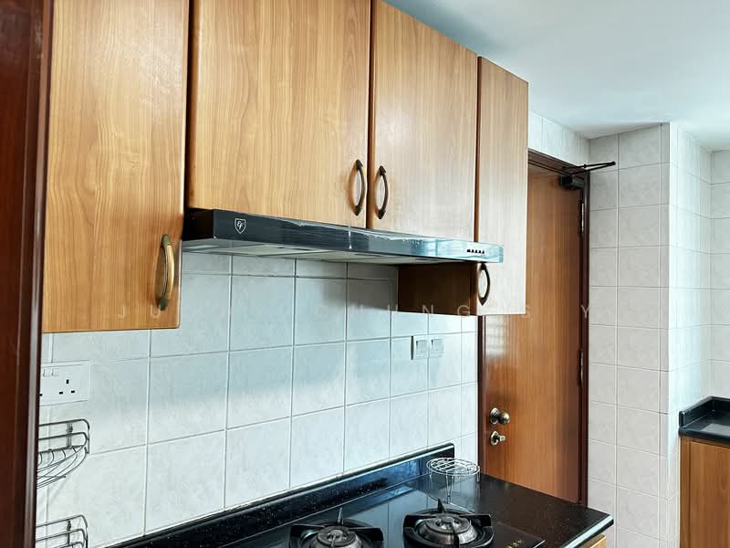 Hazel Park Condo, 25 Hazel Park Condo, 3 Bedrooms, 1,324 sqft, Condominium For Rent, by Juddy Chung S Y, 24353481 - PropertyGuru.com.sg