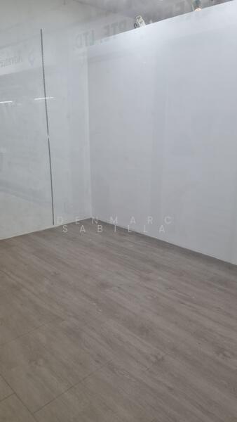 Lucky Plaza, 304 Orchard Road, 150 sqft, Mall Shop For Rent, by Denmarc Sabilla, 24358693 - CommercialGuru.com.sg