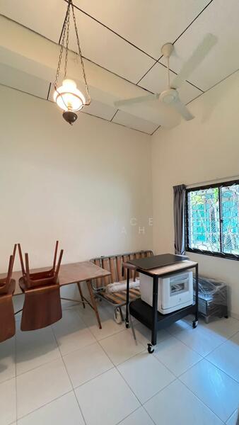 Yio Chu kang, Seletar / Yio Chu Kang, 1 Bedroom, 650 sqft, Corner Terrace For Rent, by Joyce Kuah, 24359119 - PropertyGuru.com.sg