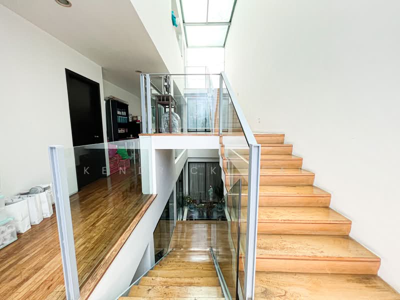 Haigsville Drive, Haigsville Drive, East Coast / Marine Parade, 8 Bedrooms, 4,400 sqft, Semi-Detached House For Sale, by Kendrick Yeap, 24359156 - PropertyGuru.com.sg