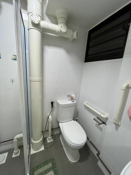 405 Bedok North Avenue 3, 405 Bedok North Avenue 3, Room Rental, 250 sqft, HDB Flat For Rent, by Eddie Tan, 24360047 - PropertyGuru.com.sg