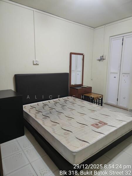 For Rent - 318 Bukit Batok Street 32