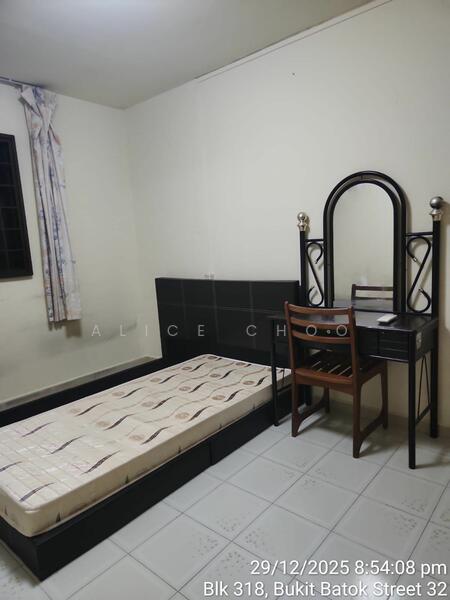 For Rent - 318 Bukit Batok Street 32