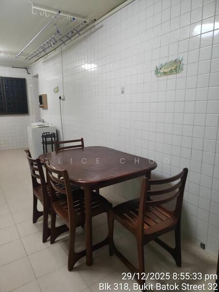 For Rent - 318 Bukit Batok Street 32