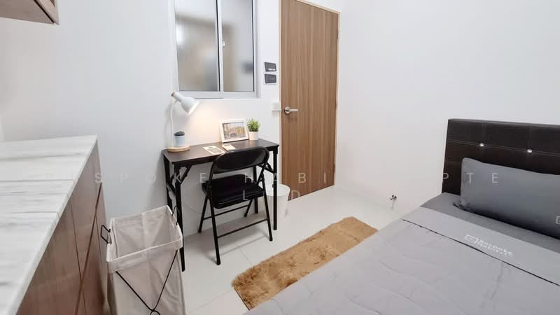 Varsity Park Condominium, 30 West Coast Road, Room Rental, 100 sqft, Condominium For Rent, by Bespoke Habitat Pte Ltd, 24360848 - 01-29 PRS1 - PropertyGuru.com.sg