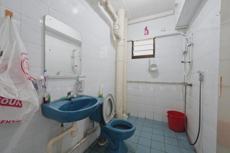 59 Strathmore Avenue, 59 Strathmore Avenue, Alexandra / Commonwealth, 3 Bedrooms, 1,076 sqft, HDB Flat For Rent, by Gerald Cheang, 24361071 - PropertyGuru.com.sg