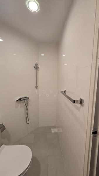 Jervois Lodge, 32 Jervois Road, 3 Bedrooms, 1,668 sqft, Condominium For Sale, by Tedric Poh, 24362055 - PropertyGuru.com.sg
