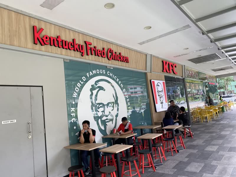 Junction Nine, Yishun Avenue 9, 1,130 sqft, Mall Shop For Sale, by Daniel Lim, 24362774 - CommercialGuru.com.sg