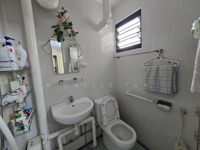 For Rent - 444 Ang Mo Kio Avenue 10