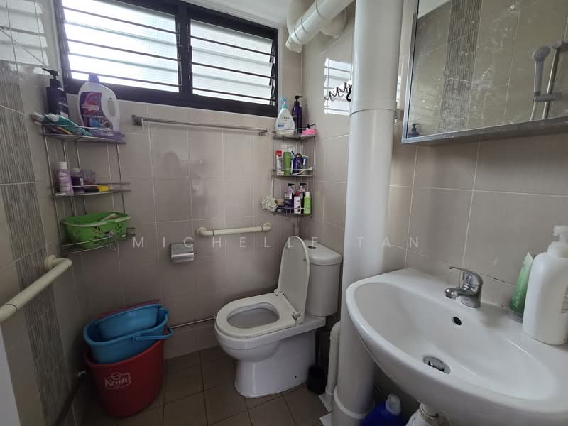 For Rent - 444 Ang Mo Kio Avenue 10