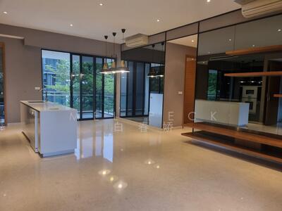 For Sale - Treasure on Balmoral