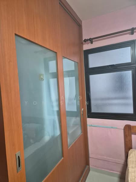 461 Clementi Avenue 3, 461 Clementi Avenue 3, Room Rental, 200 sqft, HDB Flat For Rent, by Wang YongSheng Clement, 24363698 - PropertyGuru.com.sg