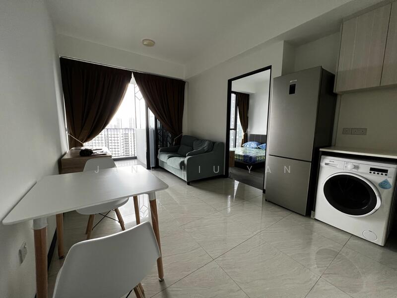 Gem Residences Condominium For Sale at S$ 950,000 | PropertyGuru Singapore