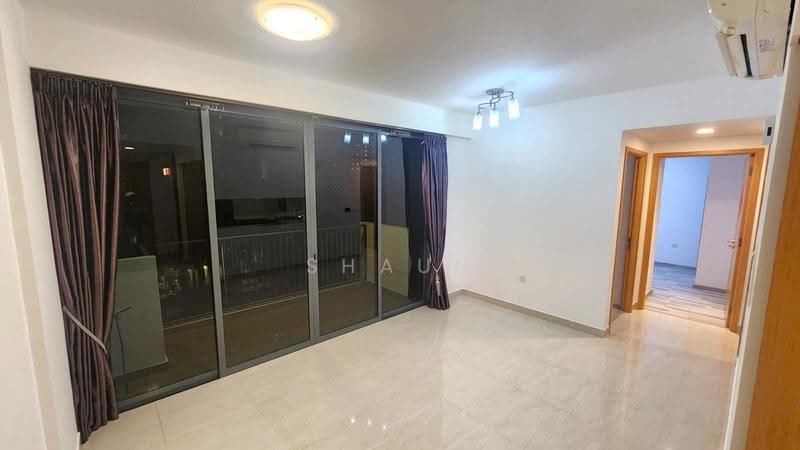 La Fiesta, 68 Sengkang Square, Hougang / Punggol / Sengkang, 2 Bedrooms, 732 sqft, Condominium For Rent, by Shaun How, 24364186 - Living Room - PropertyGuru.com.sg