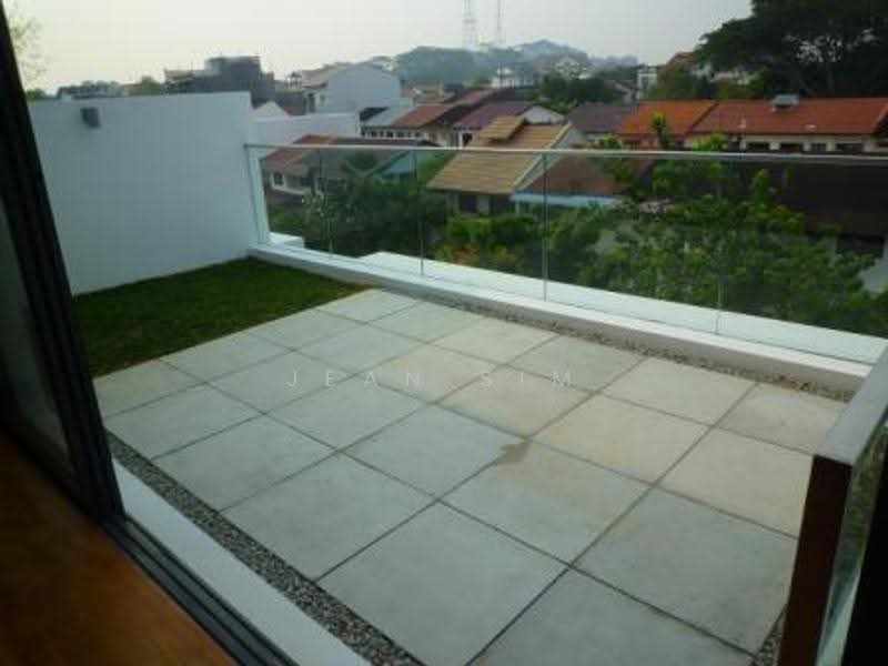 Lorong Pisang Raja, Lorong Pisang Raja, Tanglin / Holland / Bukit Timah, 6 Bedrooms, 5,000 sqft, Semi-Detached House For Rent, by Jean Sim, 24365202 - PropertyGuru.com.sg