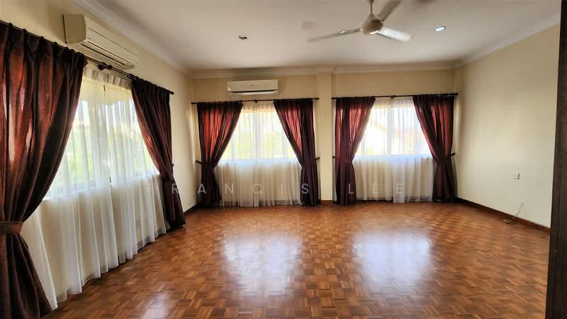 Carmen Street, , 4 Bedrooms, 2,241 sqft, Corner Terrace For Rent, by Francis Lee, 24365219 - Huge master BR - PropertyGuru.com.sg