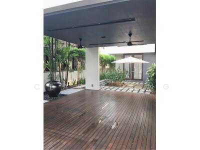 For Sale - 2.5 Storey Seafront Bungalow with Attic & Pool @ Ocean Dr/ Paradise