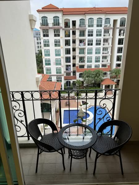 Estella Gardens, 29 Flora Road, 3 Bedrooms, 1,259 sqft, Condominium For Rent, by Roy Low, 24365733 - PropertyGuru.com.sg