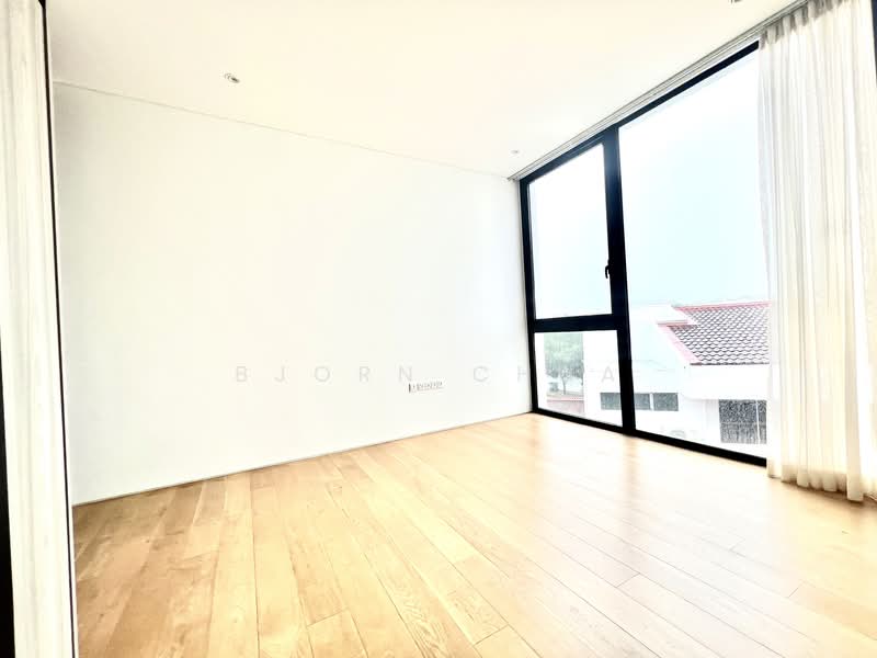 Serene Park, 32 Tamarind Road, 7 Bedrooms, 11,135 sqft, Detached House For Rent, by Bjorn Chua, 24366895 - PropertyGuru.com.sg