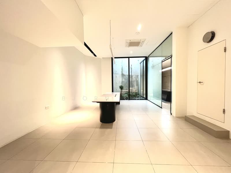 Serene Park, 32 Tamarind Road, 7 Bedrooms, 11,135 sqft, Detached House For Rent, by Bjorn Chua, 24366895 - PropertyGuru.com.sg