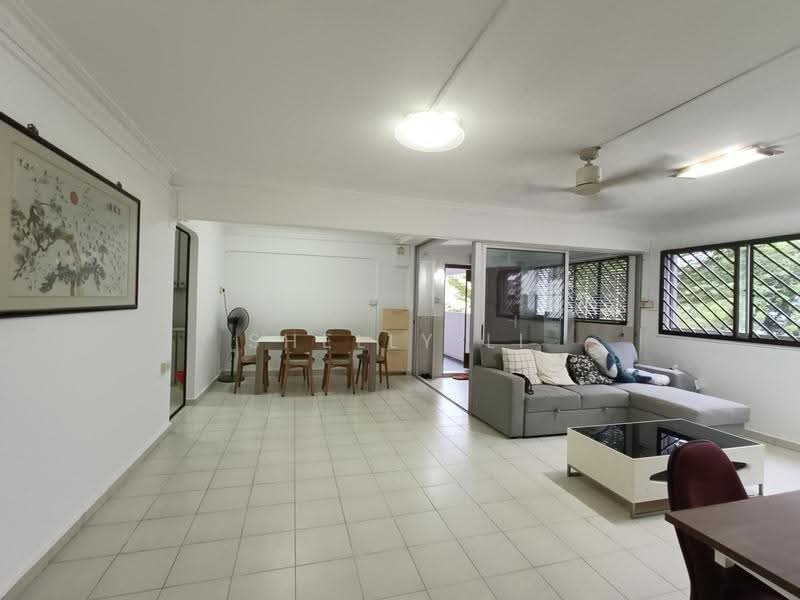 142 Simei Street 2, 142 Simei Street 2, Pasir Ris / Tampines, 3 Bedrooms, 1,313 sqft, HDB Flat For Rent, by Shelly Li, 24367469 - Living Room - PropertyGuru.com.sg