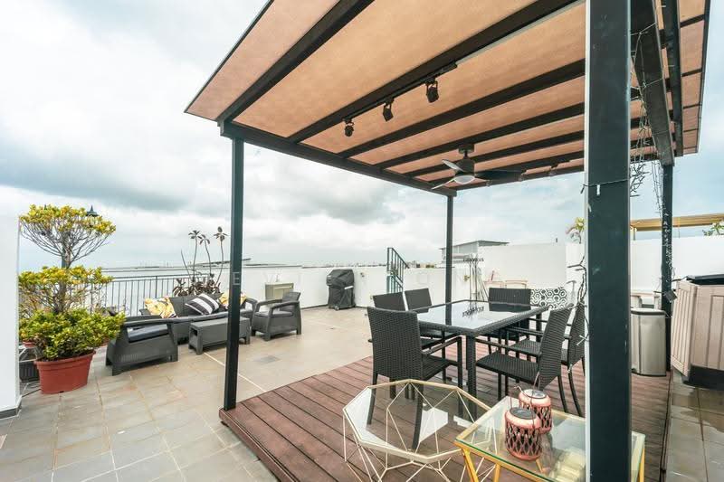 Riverparc Residence, 102 Punggol Drive, Hougang / Punggol / Sengkang, 3 Bedrooms, 1,981 sqft, Executive Condominium For Sale, by Vevien Ong, 24367506 - PropertyGuru.com.sg
