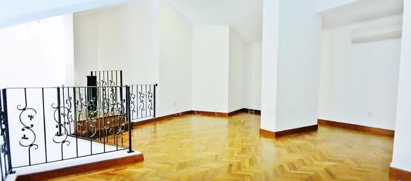 Orange Regency, 101 Fernhill Road, Tanglin / Holland / Bukit Timah, 3 Bedrooms, 2,422 sqft, Apartment For Rent, by Lawrence Hong, 24368139 - PropertyGuru.com.sg