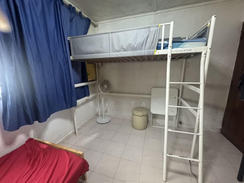 663 Yishun Avenue 4, 663 Yishun Avenue 4, Room Rental, 120 sqft, HDB Flat For Rent, by Eric Tan, 24369408 - PropertyGuru.com.sg