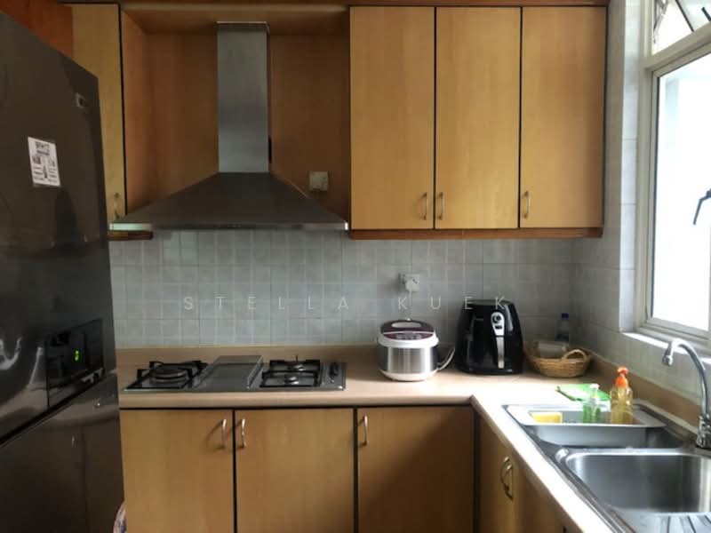 Langston Ville, 15 Kim Yam Road, Room Rental, 120 sqft, Apartment For Rent, by Stella Kuek, 24370580 - PropertyGuru.com.sg