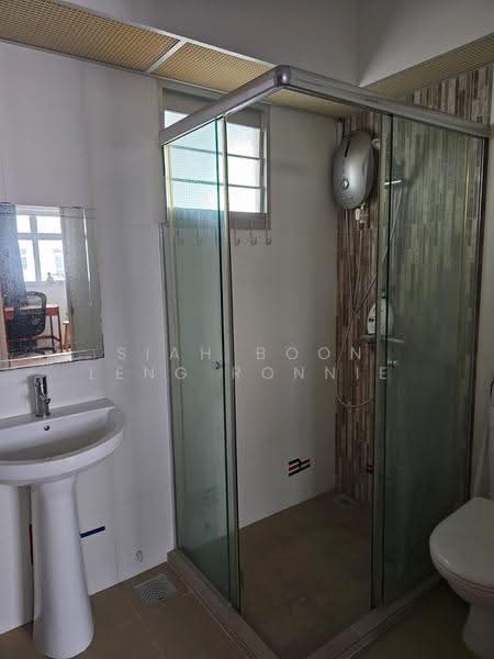 449A Bukit Batok West Avenue 9, 449A Bukit Batok West Avenue 9, Dairy Farm / Bukit Panjang / Choa Chu Kang, 3 Bedrooms, 1,001 sqft, HDB Flat For Rent, by Siah Boon Leng Ronnie, 24372033 - PropertyGuru.com.sg