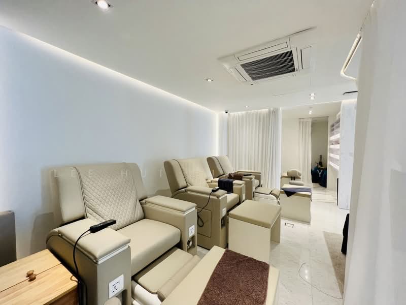 Massage Parlour, Eng Kong Terrace, 1,167 sqft, Shop / Shophouse For Rent, by Lee Hui Jun (Joy), 24372941 - CommercialGuru.com.sg