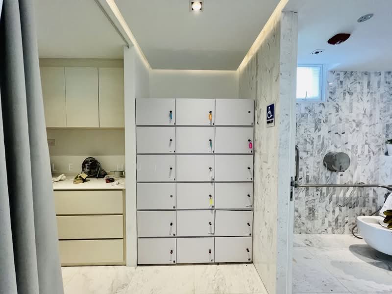 Massage Parlour, Eng Kong Terrace, 1,167 sqft, Shop / Shophouse For Rent, by Lee Hui Jun (Joy), 24372941 - Staff locker - CommercialGuru.com.sg