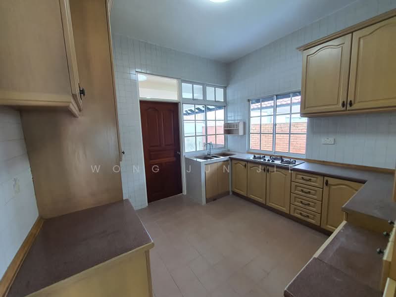 Hock Swee Hill, 48 Begonia Drive, 5 Bedrooms, 3,200 sqft, Semi-Detached House For Rent, by Wong Jun Jie, 24373517 - PropertyGuru.com.sg