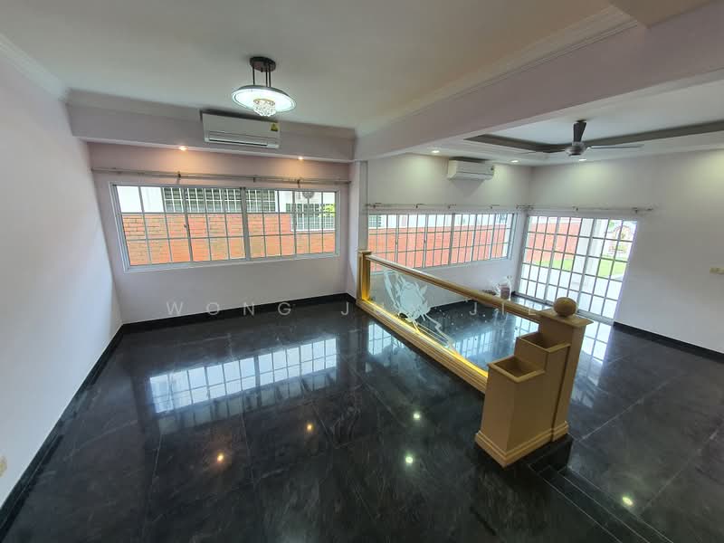Hock Swee Hill, 48 Begonia Drive, 5 Bedrooms, 3,200 sqft, Semi-Detached House For Rent, by Wong Jun Jie, 24373517 - PropertyGuru.com.sg