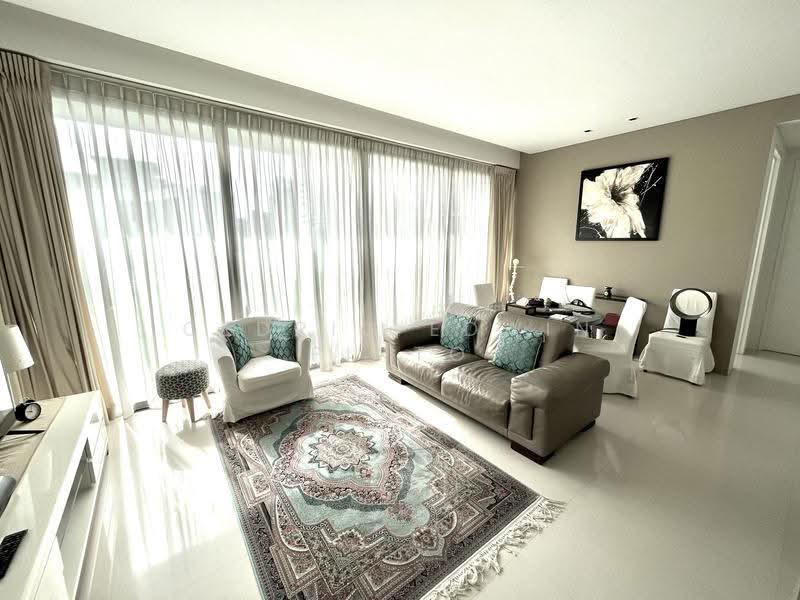 Scotts Square, 8 Scotts Road, Orchard / River Valley, 3 Bedrooms, 1,249 sqft, Apartment For Rent, by Cedric Edwin Pinto, 24374374 - PropertyGuru.com.sg