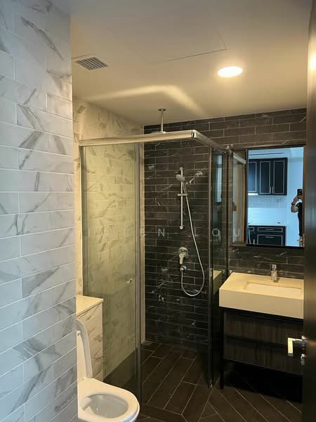 Mayfair Modern, 6 Rifle Range Road, 2 Bedrooms, 624 sqft, Condominium For Rent, by Vivien Lou, 24374536 - PropertyGuru.com.sg