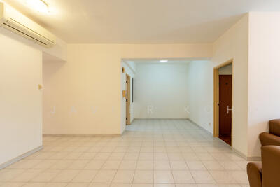 For Rent - The Riverside Piazza