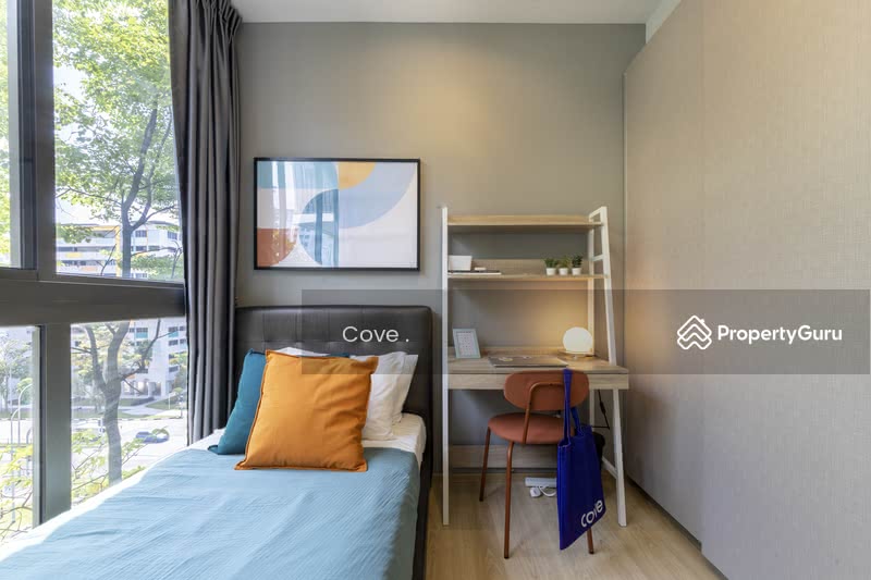 Orange room