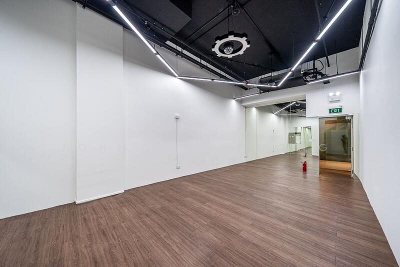 City Gate, 371 Beach Road, 495 sqft, Mall Shop For Sale, by John Lin Anhong 林安鸿, 24376386 - CommercialGuru.com.sg