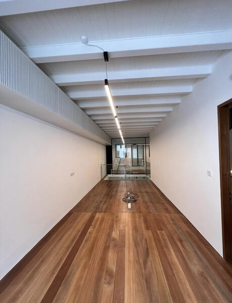 151 Telok Ayer Exclusive n beautiful unit, Telok Ayer Street, 3,600 sqft, Shop / Shophouse For Sale, by Magdalene Lee, 24376444 - CommercialGuru.com.sg