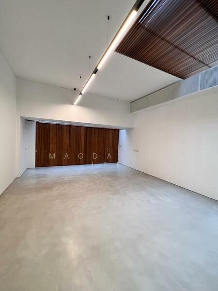 151 Telok Ayer Exclusive n beautiful unit, Telok Ayer Street, 3,600 sqft, Shop / Shophouse For Sale, by Magdalene Lee, 24376444 - CommercialGuru.com.sg