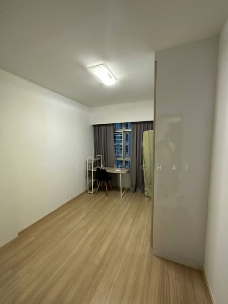 For Rent - 211A Compassvale Lane