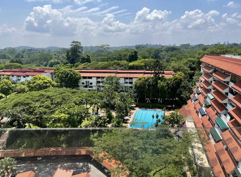 Hillcrest Arcadia, 255 Arcadia Road, 4 Bedrooms, 1970 sqft, Condos