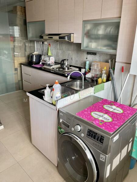 Washing Machine included.